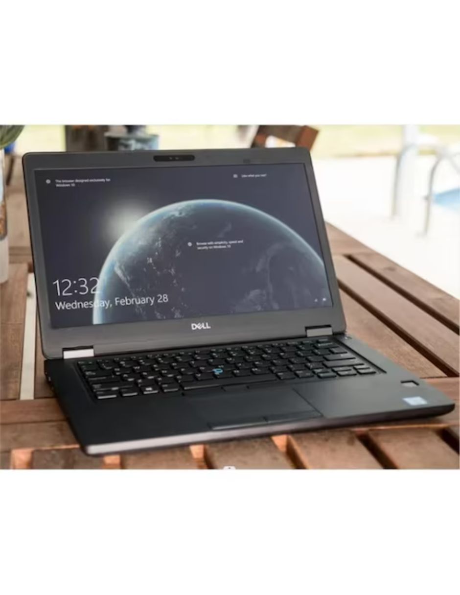 Laptop Latitude 5490 14 pulgadas Full HD Intel Core i7 Integradas 8 GB RAM 512 GB SSD reacondicionado