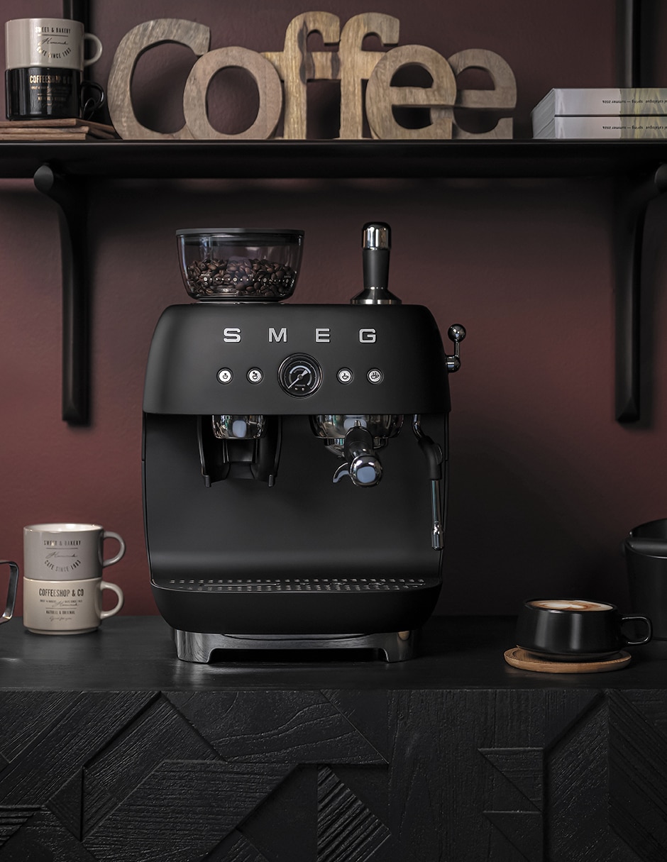 Cafetera con molino 50´s Style EGF03BLMUS